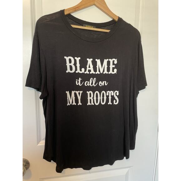 Southern Gal Queen Bee Tshirt 2X Plus Size Lightweight Stretchy Funny Tshirt - Picture 2 of 6